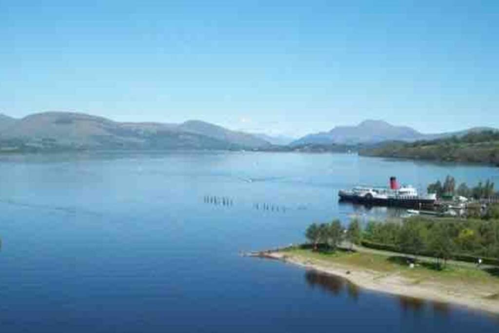 One Bedroom Flat On The Banks Of Loch Lomond Alexandria Exterior foto